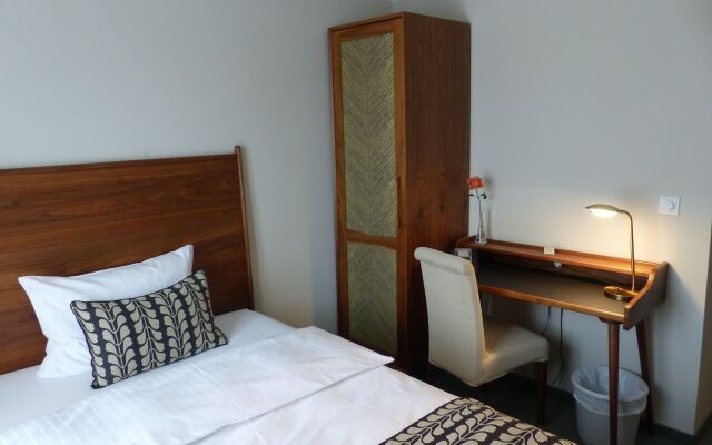 Prinz Myshkin Parkhotel