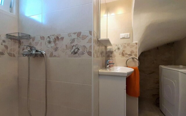 Beautiful Apartment in Labin With 1 Bedrooms