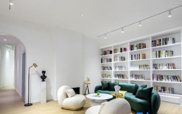 Sanya Easy accommodation design surf home stay