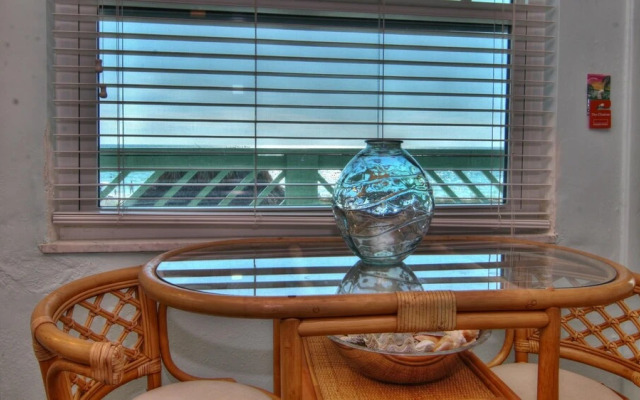 Chateau Condominiums by Teeming Vacation Rentals