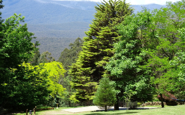 Eagles Nest Luxury Mountain Retreat