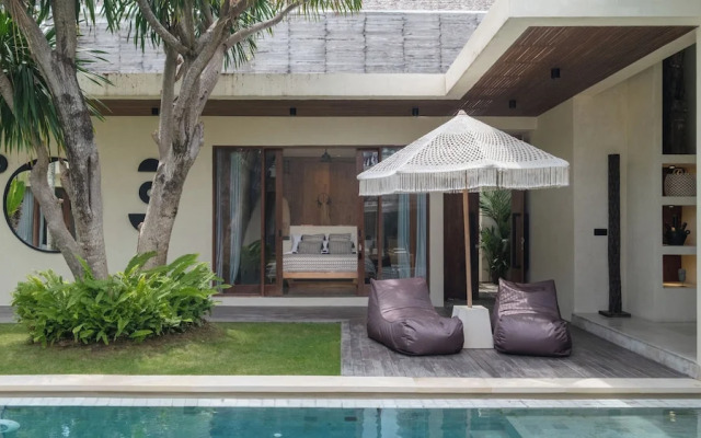 Villa Dreamer by Villa Finder