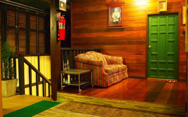 Chommuang Guest House