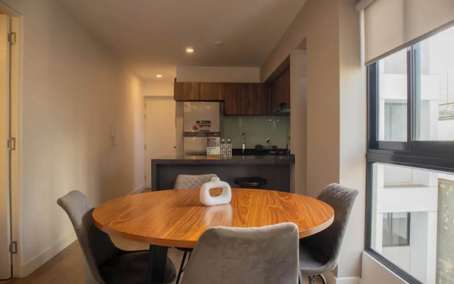 w Astounding 1BR in San Isidro
