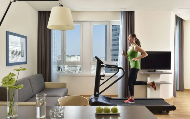 Отель Unahotels Century Milano