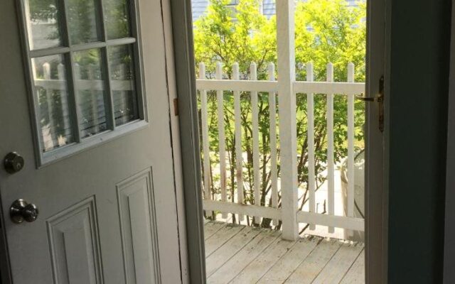 Footbridge North Hotel