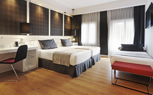 Catalonia Reina Victoria Hotel