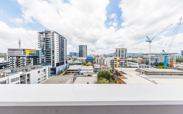 Homely Apartment in South Brisbane