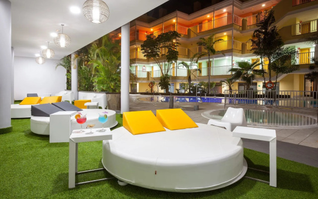 Hotel Chatur Costa Caleta