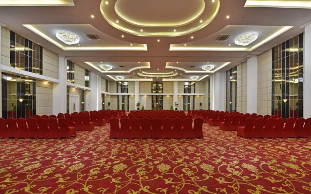 Grand Savero Hotel