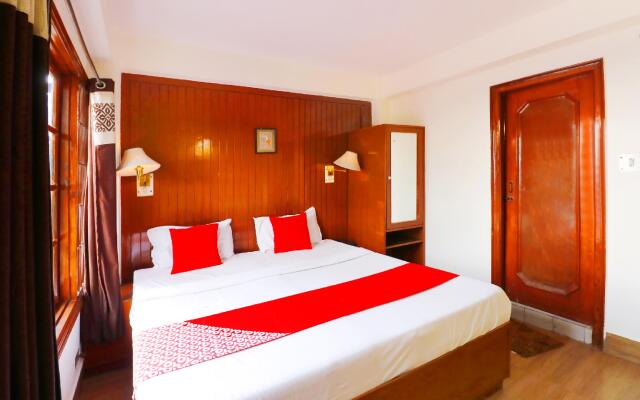 OYO 45337 Hotel Woodland