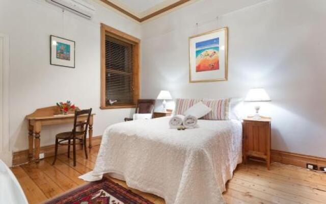Annie's Victorian Terrace Accommodation Fremantle