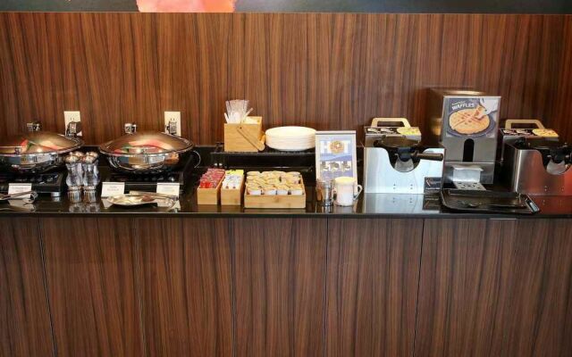 Fairfield Inn & Suites Madison Verona