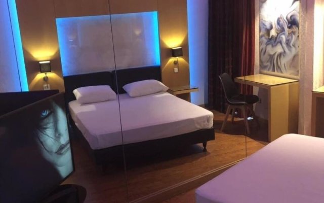 Olympic Hotel – Adults Only