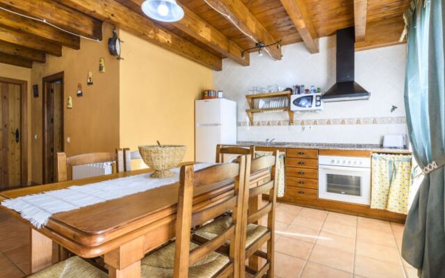 House Angelita Olocau del Rey 13406