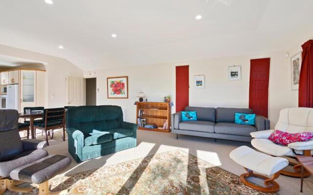 Casa Bella - Nelson Holiday Home