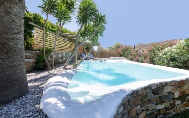 Amazing 1-Bedroom House in Tinos