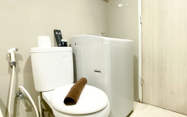 Spacious And Comfy Studio Room Azalea Suites Apartment