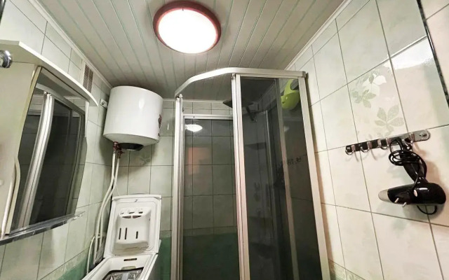 На Север на улице Самойловой 9