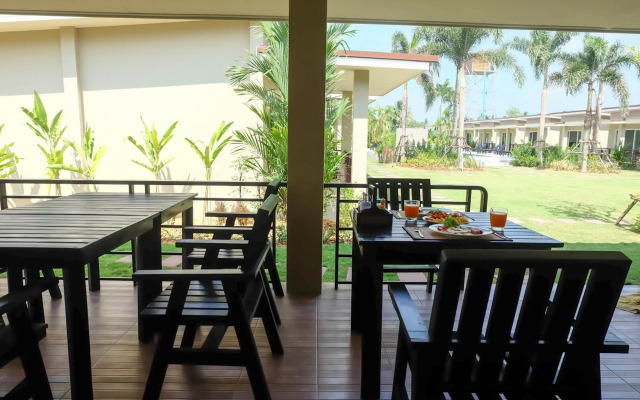 The Oasis Khaolak Resort