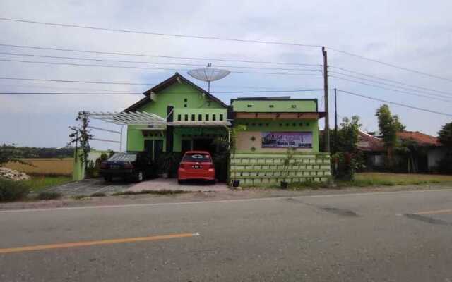 RedDoorz near RSUD Kebumen 2