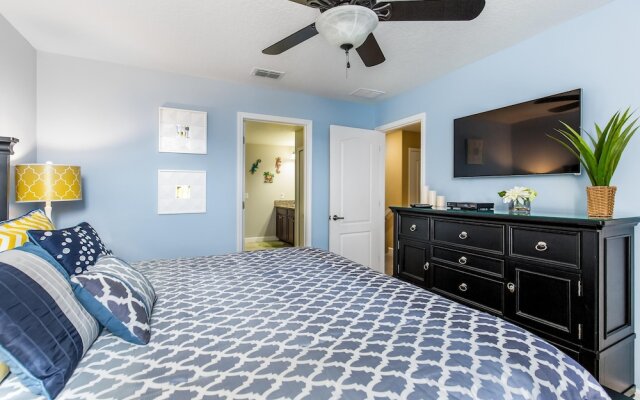 Moon Villa by Florida Spirit