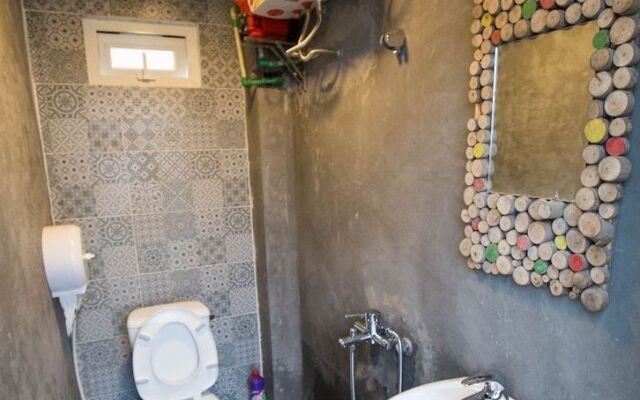 Halley Hostel