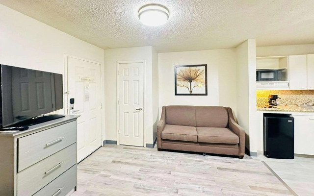 Suburban Studios Abercorn