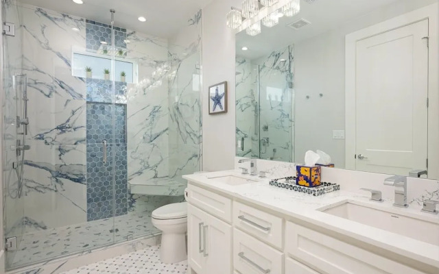 Fins & Feathers 3 Bedroom Home