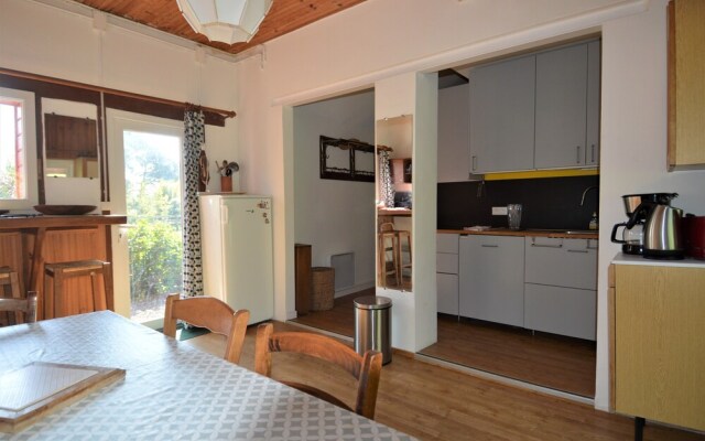 Maison de Campagne : Grand Jardin et Bois Privés