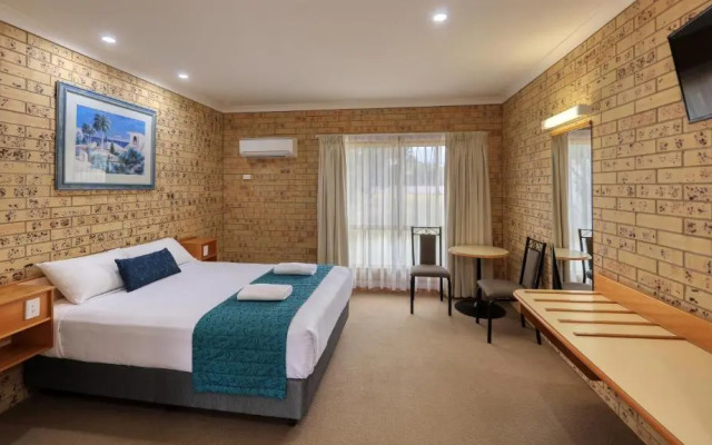 Mulga Country Motor Inn