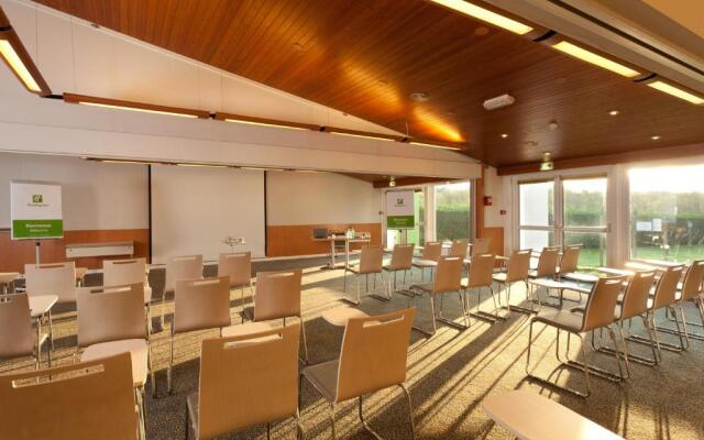 Holiday Inn Lille - Ouest Englos by IHG