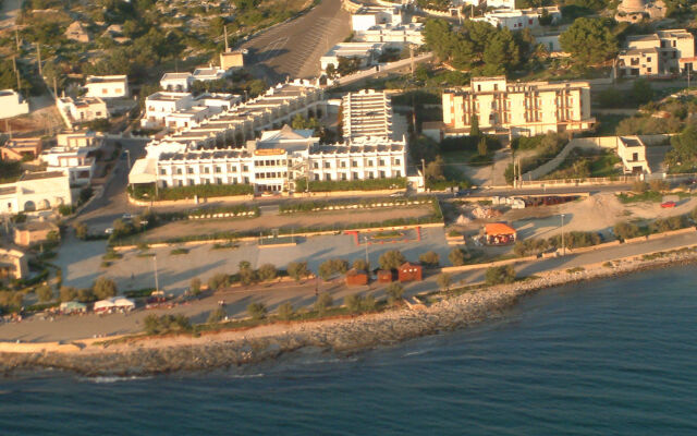 Cala Saracena Resort