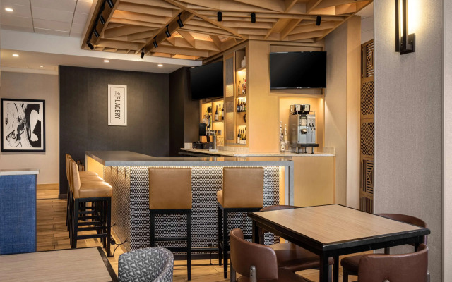 Hyatt Place Indianapolis Airport