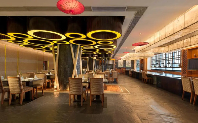 Regal Palace Hotel 5 Star