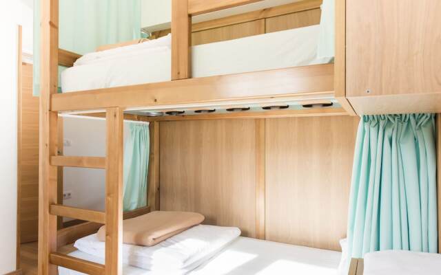 Albergue La Yalga - Hostel