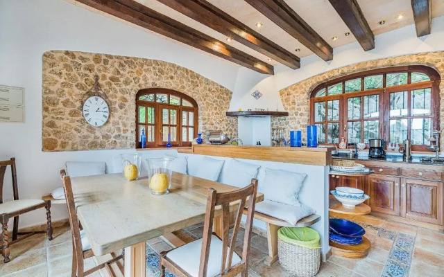 Cami de Can Alordes Holiday house