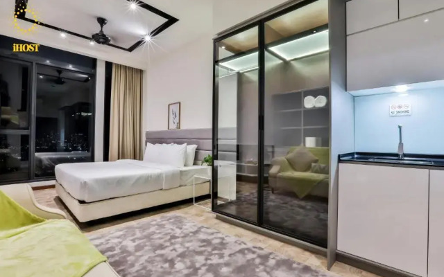 Expressionz Suites By iHost Global