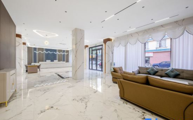 Perting Luxury Art Hotel (Pu'er High-Speed Railway Station Store)
