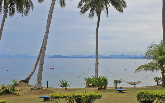 Blue Cove Island Resort