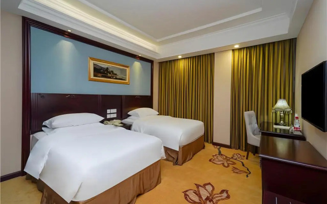 Vienna Hotel Shanghai Puong Jinqiao Park