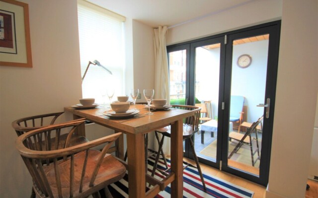 Palmeira Plaza Apartments