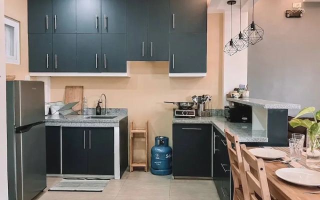 2BR Laid Back Apartment, Near Beach