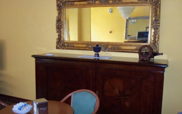 Hotel Select