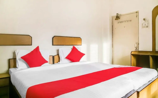 OYO 47645 Hotel Sai Vinayak Boarding And Lodging