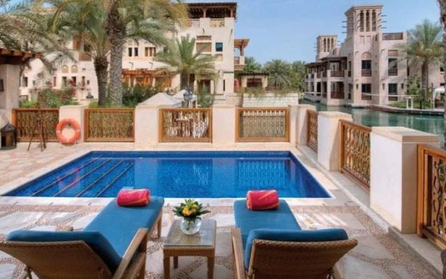 Jumeirah Malakiya Villas