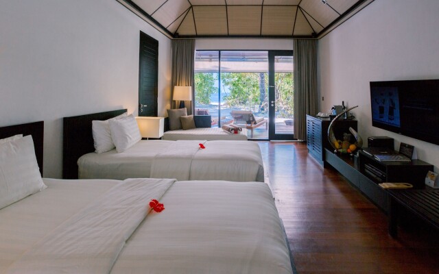 Lily Beach Resort & Spa 