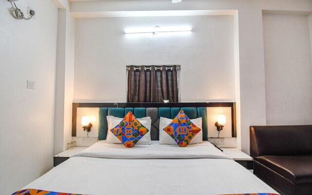 Fabhotel Green Leaf I