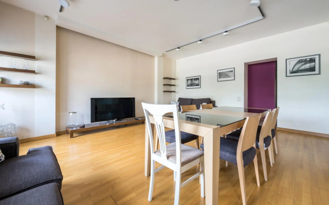 Апартаменты на набережной реки Карповки 10