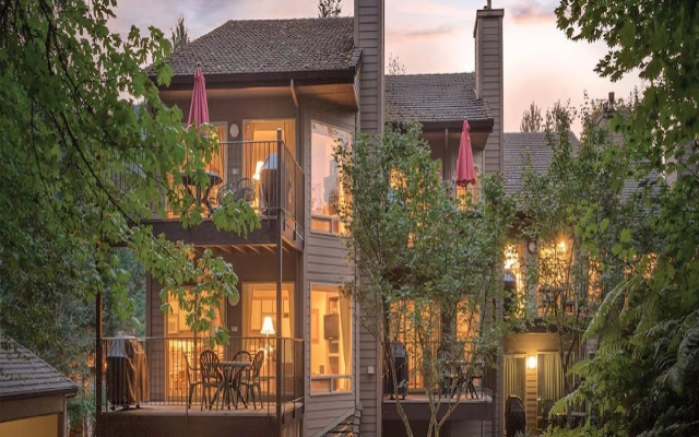 Whispering Woods Resort
